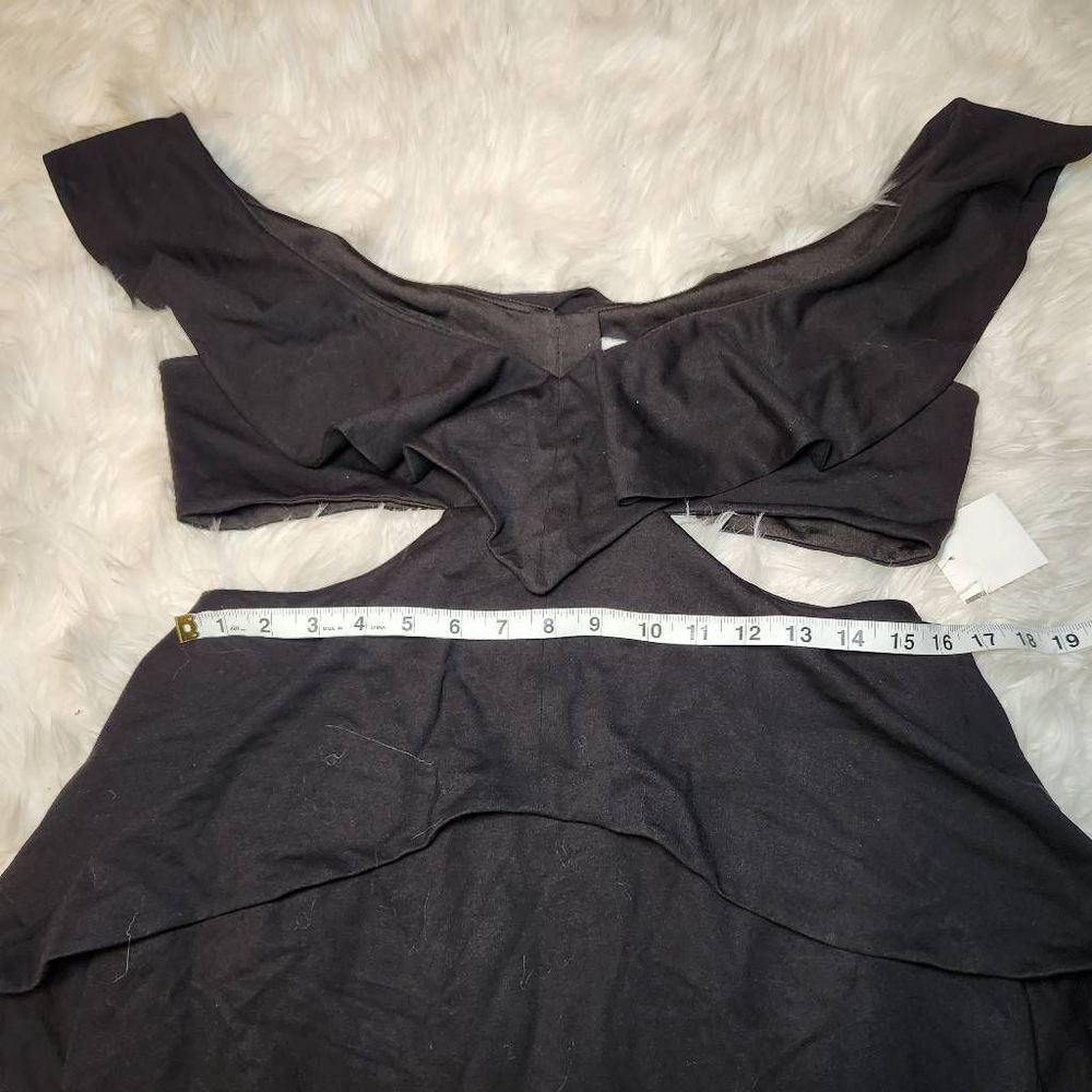 Fame And Partners Firefly Cutout Off Shoulder Dress - Picture 5 of 11